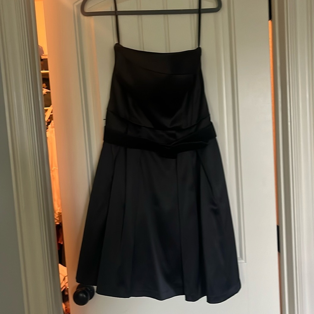 Black white and black house size 8 mid dress flare